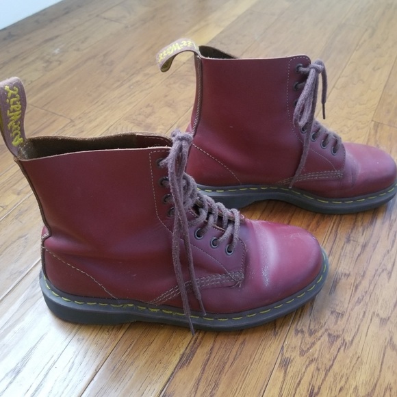 RARE DR MARTENS 1460 Vintage Made In England Boots 8-eye - Picture 1 of 8